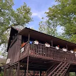 Fuege-fa-haz - Gergelyiugornya Apartment