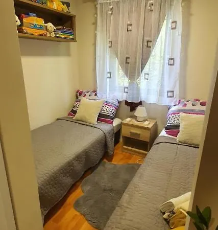 Apartment Fuege-fa-haz - Gergelyiugornya Vasarosnameny